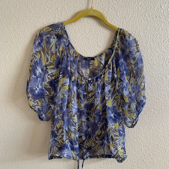 Off the shoulder floral coastal cowgirl Tyler Kim Silk Top🌴 - Picture 1 of 4